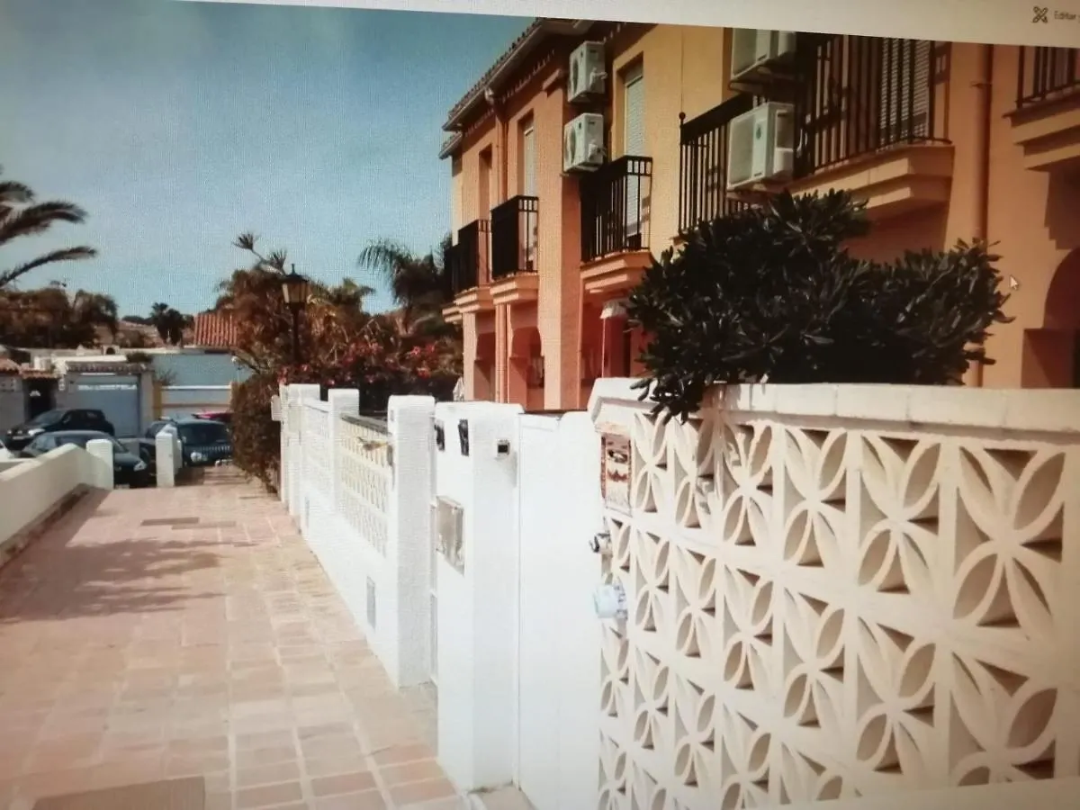 Apartamento Decada Los Alamos Torremolinos 0*,